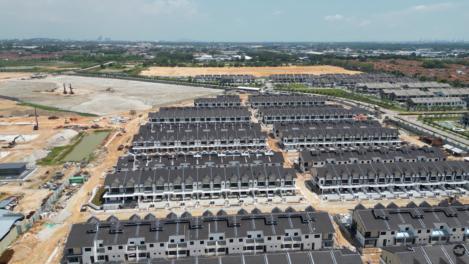 Lyra, Bandar Bukit Raja - Double Storey Linked House by Sime Darby Property